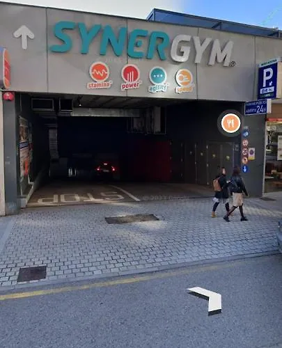 Acogedor En * 比戈